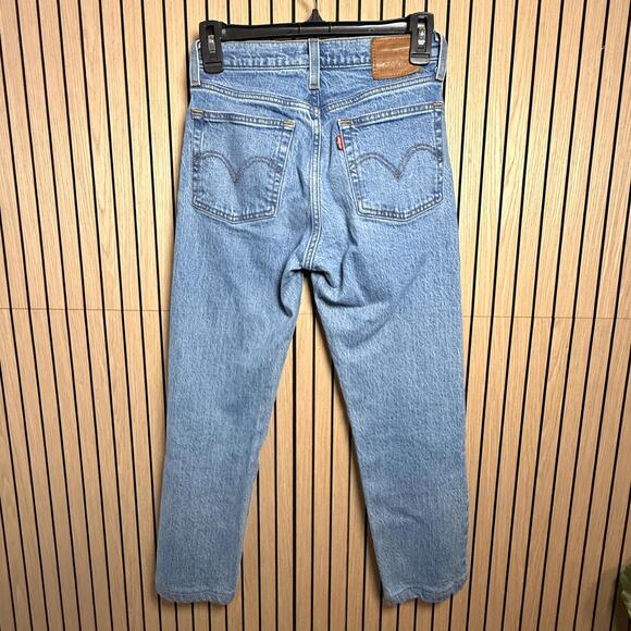 033 Levi's Premium Wedgie Straight Ankle Women's Jeans (Size 24 x 28, EUC) - Picture 5 of 6